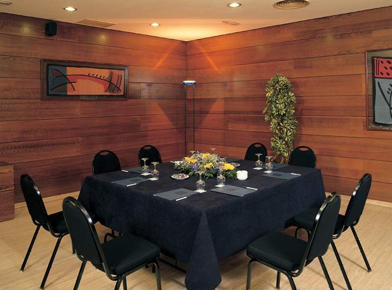 Up Rooms Vic Hotel المظهر الخارجي الصورة